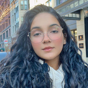 Meet your Posher, Jhennifer